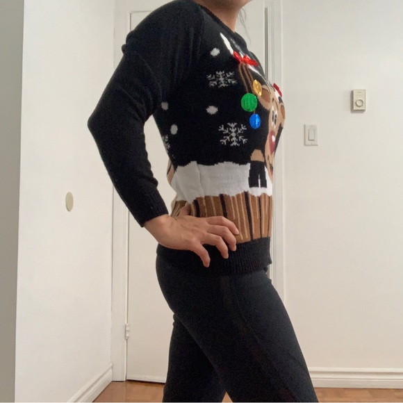 Christmas sweater - Picture 2 of 8